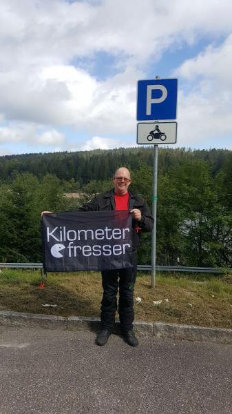 Parkplätze Schwarzenbachtalsperre......jpg