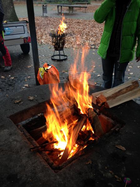 9. Adventsgrillen am Walnussbaum 27.11.16 (11).JPG
