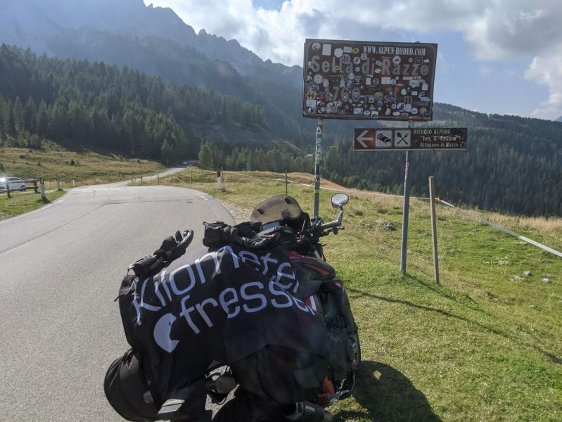 Sella di Razzo.jpg