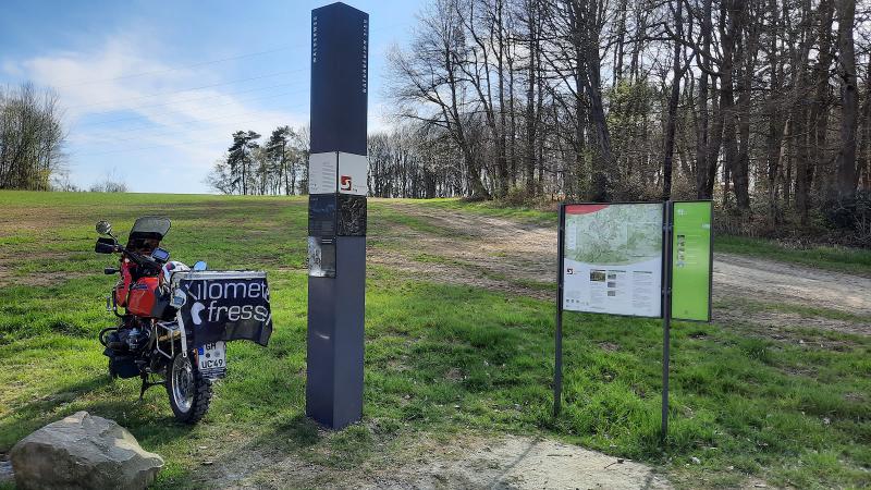 50.750288, 7.558454 Basalttafel Blauer Stein (1).jpg