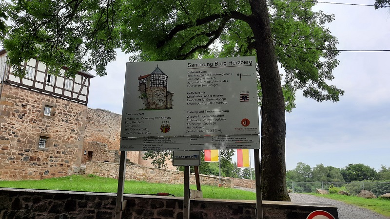 Burg Herzberg .jpg