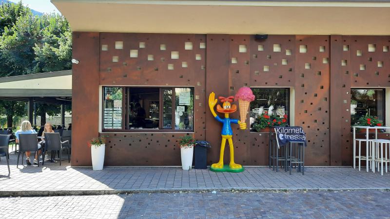 Gelateria Lollipop, I 23037 Tirano 46.217902, 10.156912.jpg
