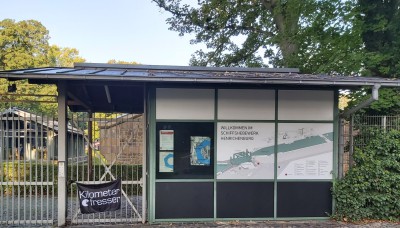 Schiffshebewerk Henrichenburg Fahne.jpg