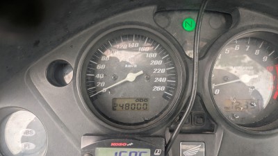 CBF1000-05.jpg