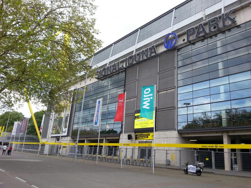 D, Dortmund, Signal Iduna Park.jpg