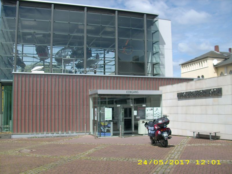 Hubschraubermuseum, Bückeburg, N52.261288,  E9.046721_kl.jpg